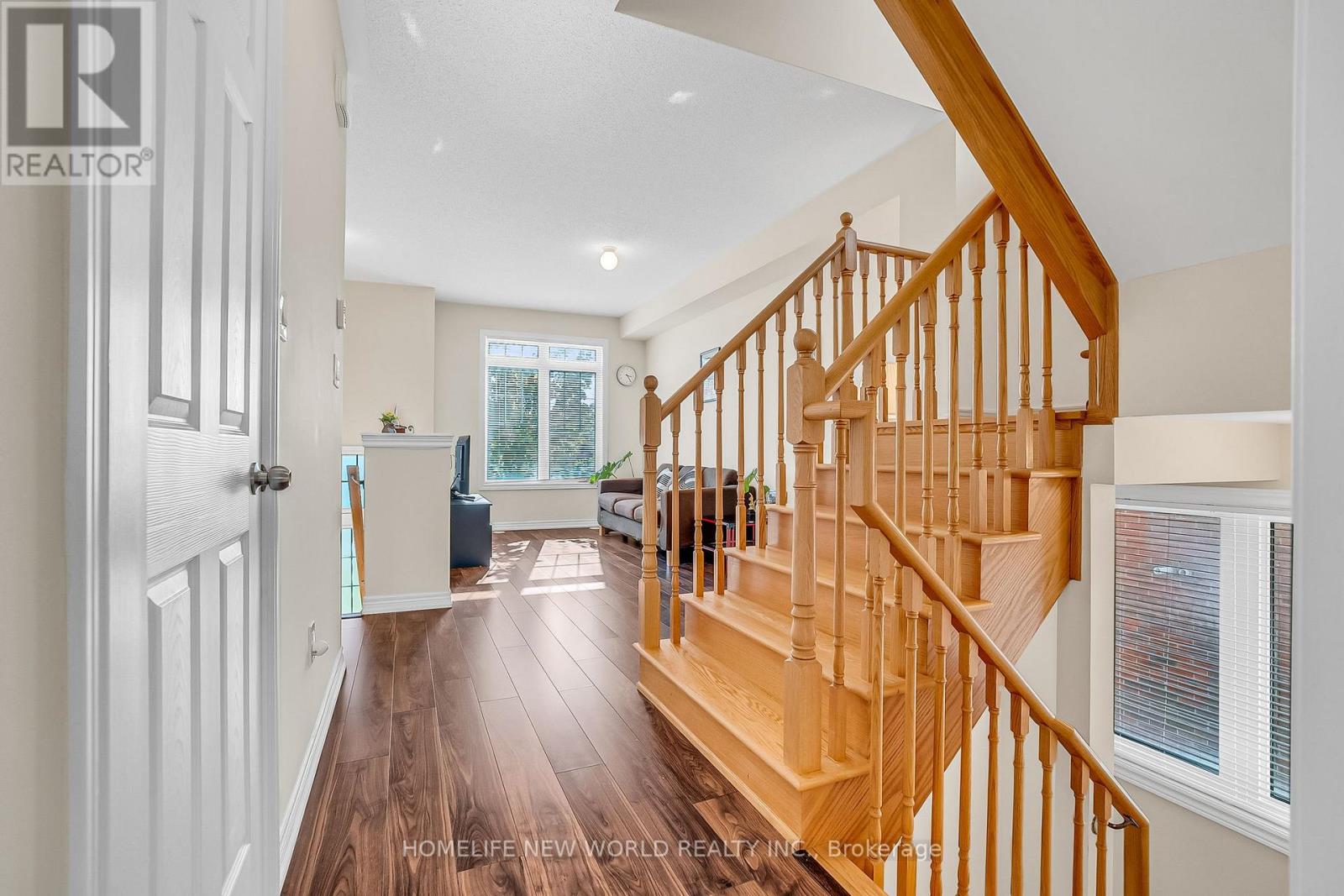 193 Dundas Way, Markham, Ontario  L6E 0T1 - Photo 12 - N12455817