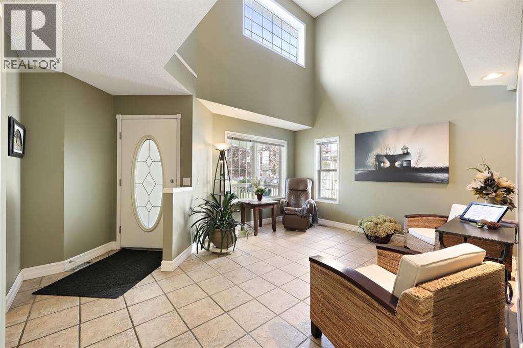 100 Lakeview Cove, Chestermere, Alberta  T1X 1E7 - Photo 7 - A2252642