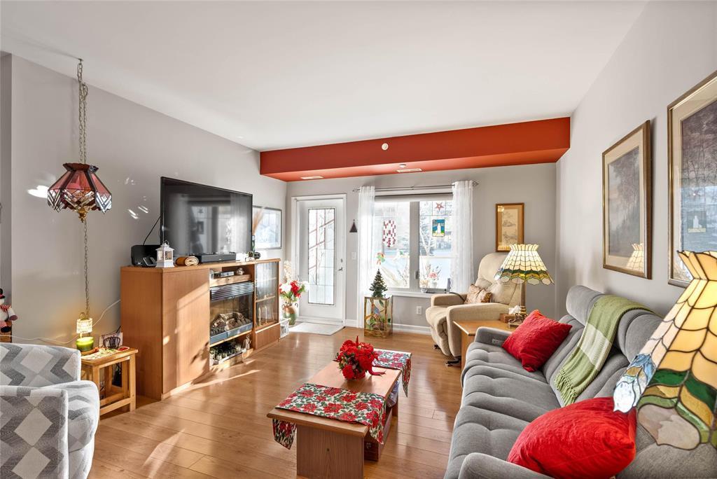 104 1205 St Anne's Road, Winnipeg, Manitoba  R2N 0C5 - Photo 10 - 202529630