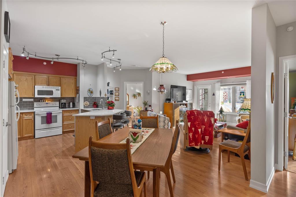 104 1205 St Anne's Road, Winnipeg, Manitoba  R2N 0C5 - Photo 7 - 202529630