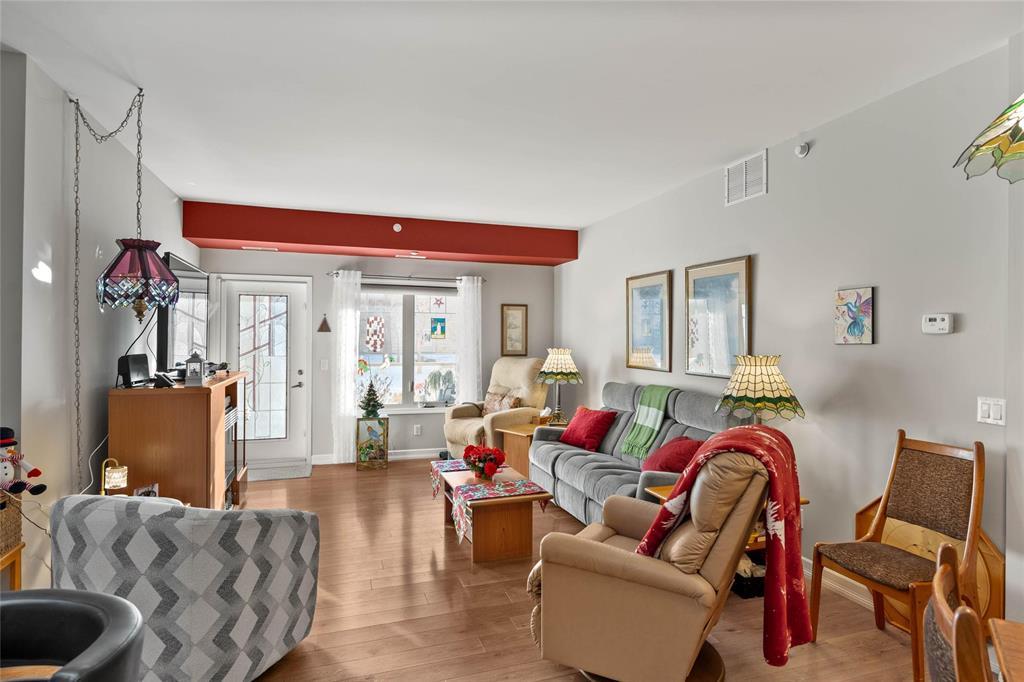 104 1205 St Anne's Road, Winnipeg, Manitoba  R2N 0C5 - Photo 9 - 202529630