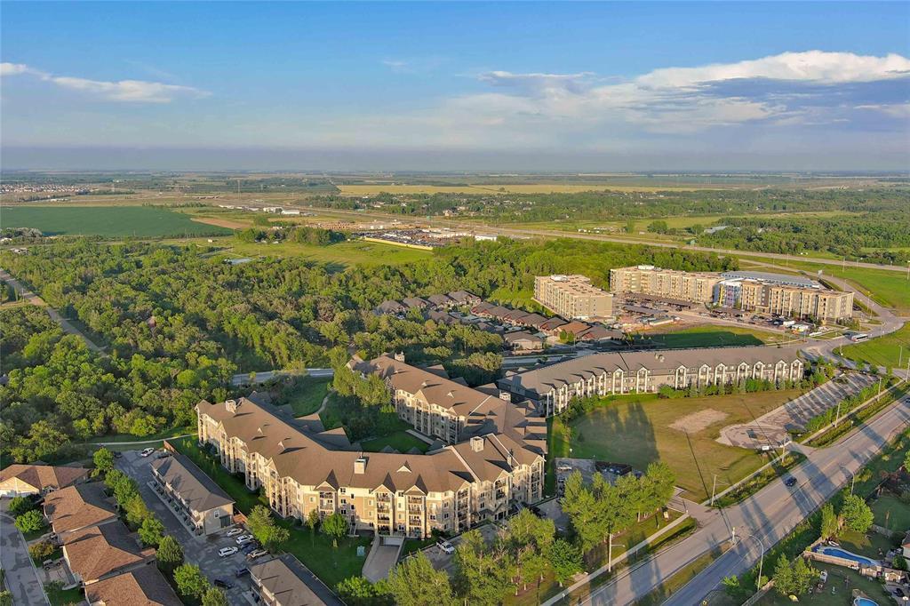 104 1205 St Anne's Road, Winnipeg, Manitoba  R2N 0C5 - Photo 28 - 202529630