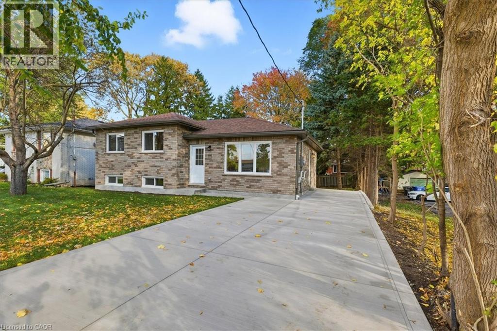 111 Second Avenue, Kitchener, Ontario  N2C 1N4 - Photo 4 - 40781127