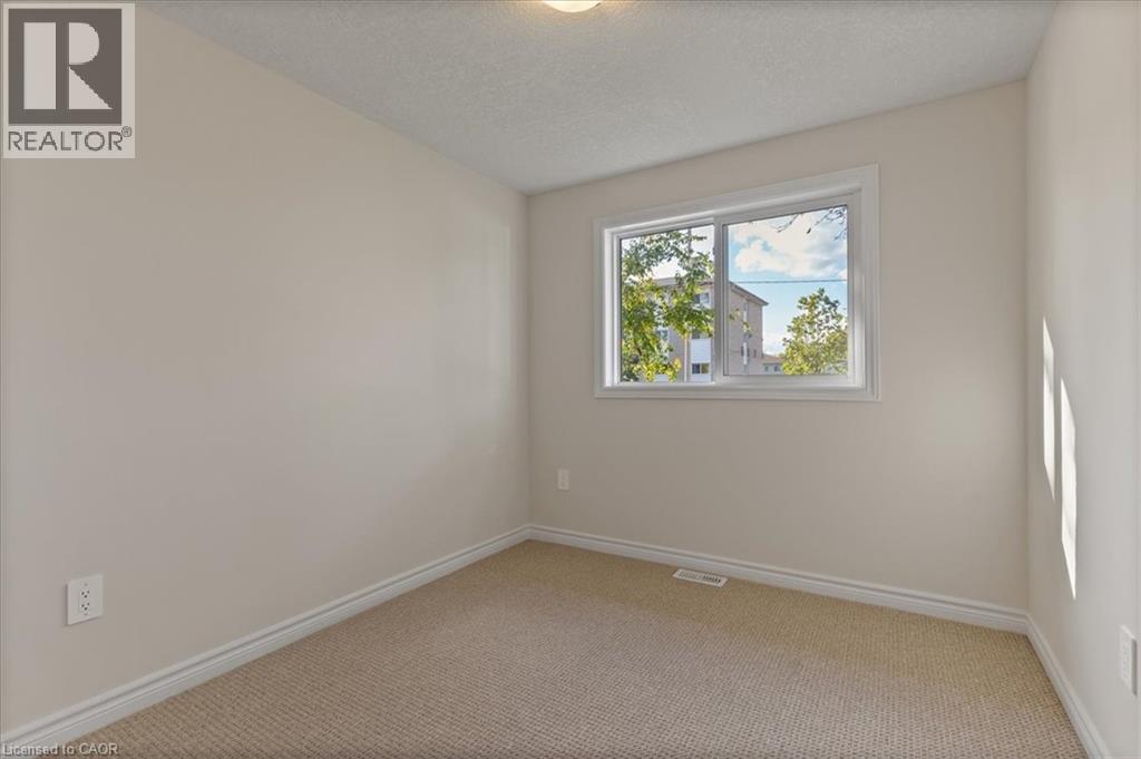 111 Second Avenue, Kitchener, Ontario  N2C 1N4 - Photo 15 - 40781127