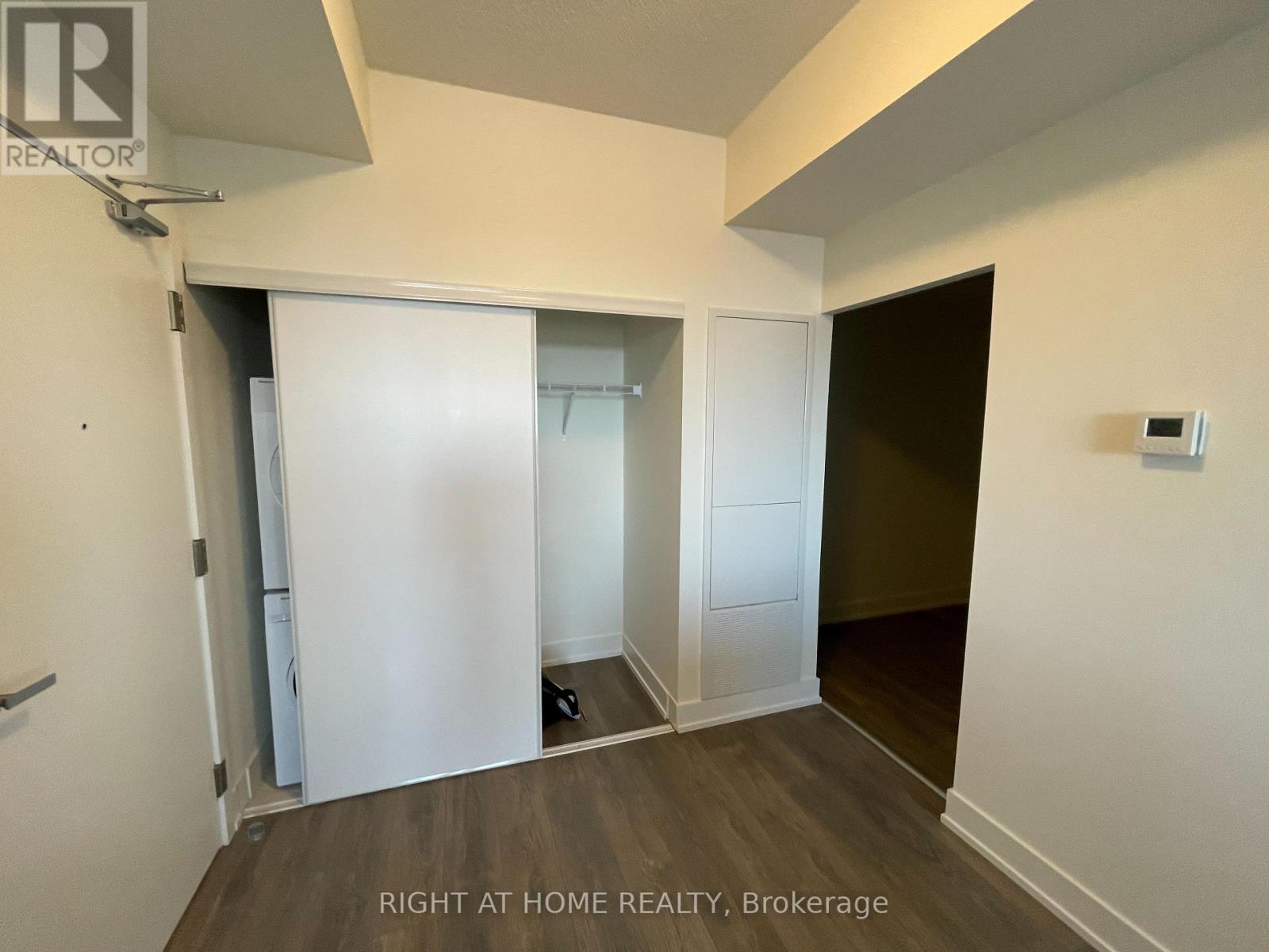 #908 - 180 Fairview Mall Drive, Toronto, Ontario  M2J 5A7 - Photo 8 - C12608610