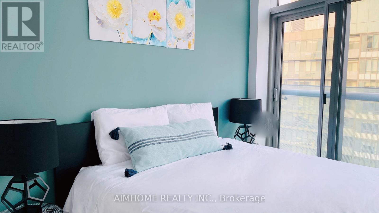 4803 - 14 York Street, Toronto, Ontario  M5J 0B1 - Photo 12 - C12608618