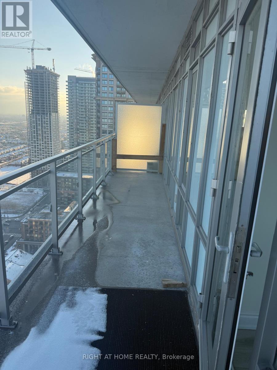 2902 - 360 Square One Drive, Mississauga (City Centre), Ontario  L5B 0G7 - Photo 7 - W12468012