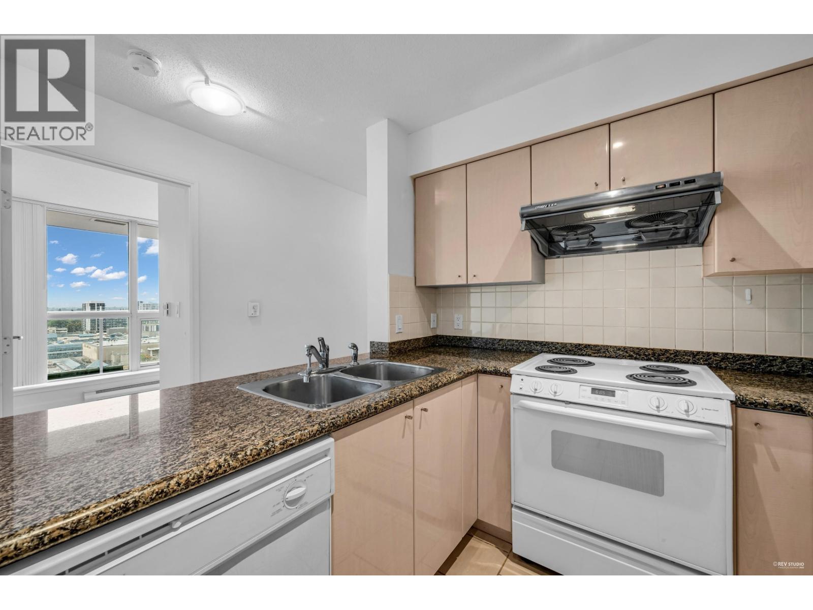 1705 7878 Westminster Highway, Richmond, British Columbia  V6X 4A2 - Photo 12 - R3045306