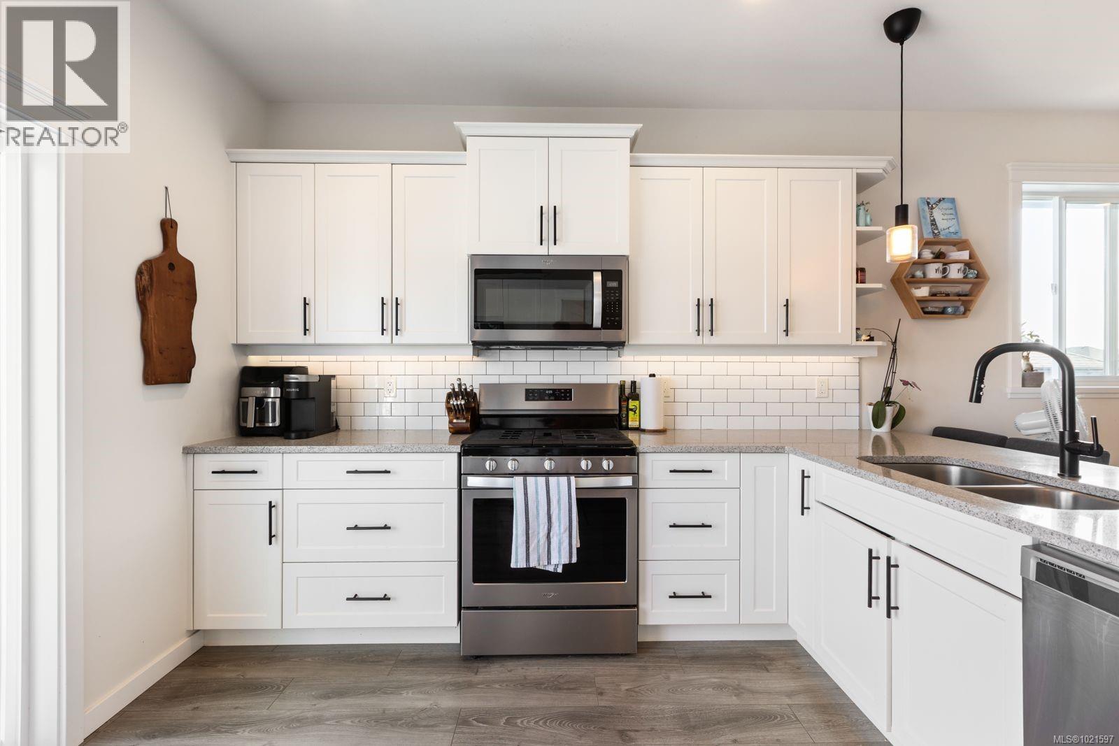 2514 Beaumont Ave, Cumberland, British Columbia  V0R 1S0 - Photo 27 - 1021597