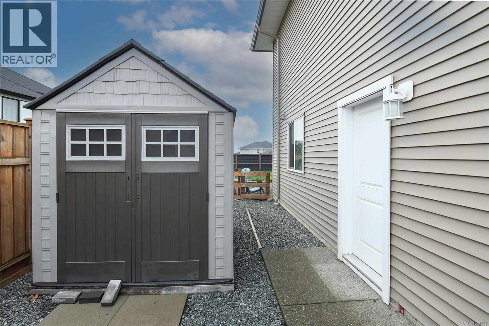 2514 Beaumont Ave, Cumberland, British Columbia  V0R 1S0 - Photo 19 - 1021597