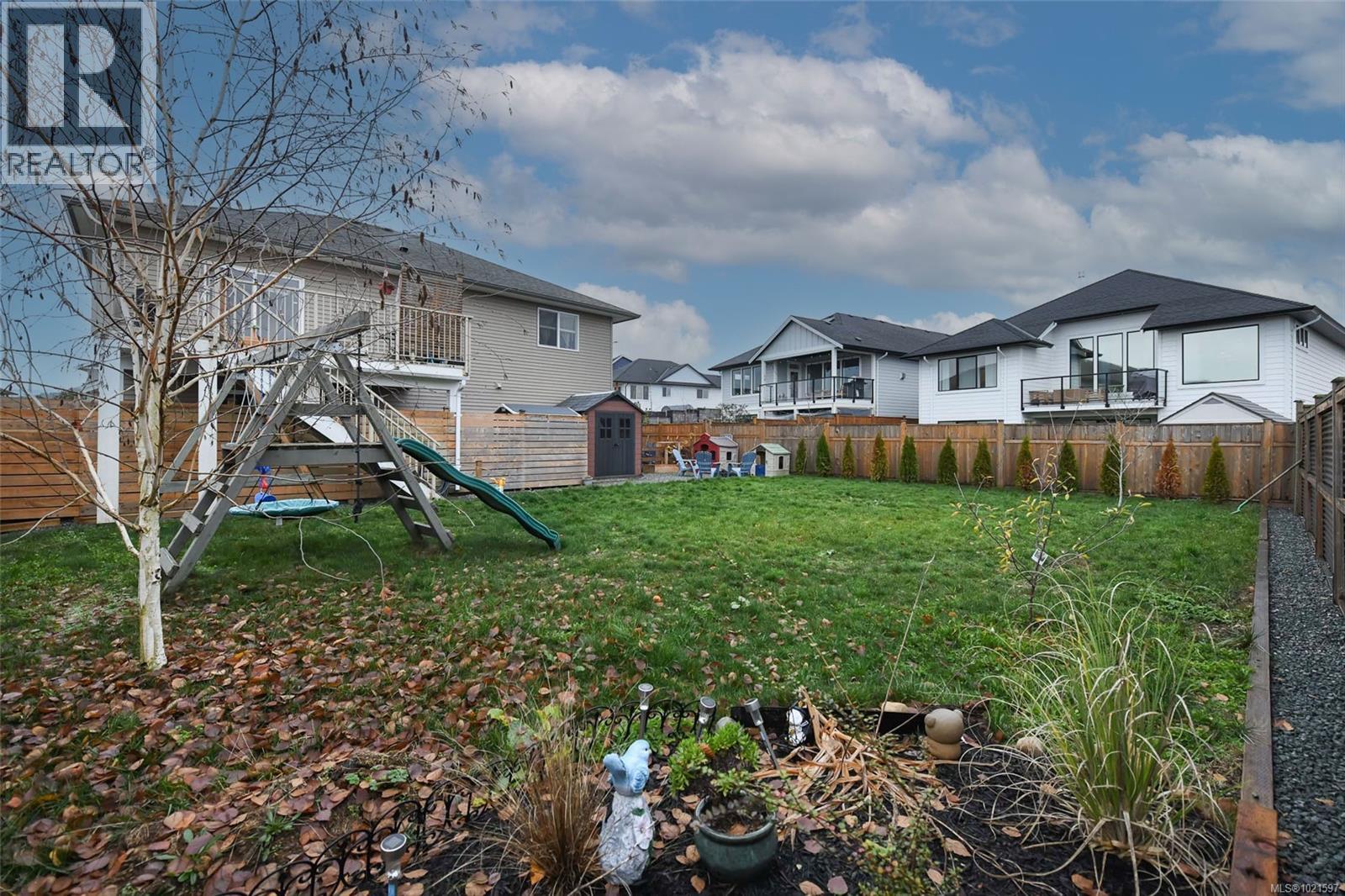 2514 Beaumont Ave, Cumberland, British Columbia  V0R 1S0 - Photo 35 - 1021597