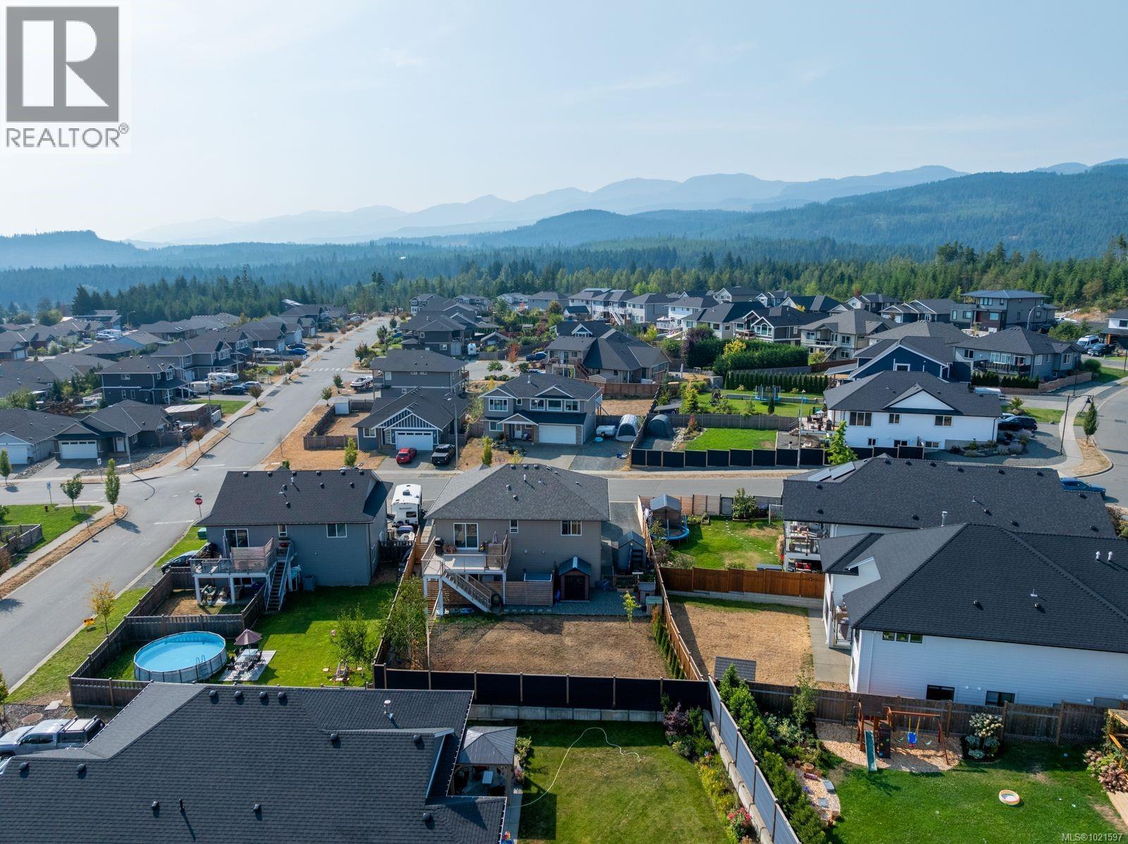 2514 Beaumont Ave, Cumberland, British Columbia  V0R 1S0 - Photo 37 - 1021597