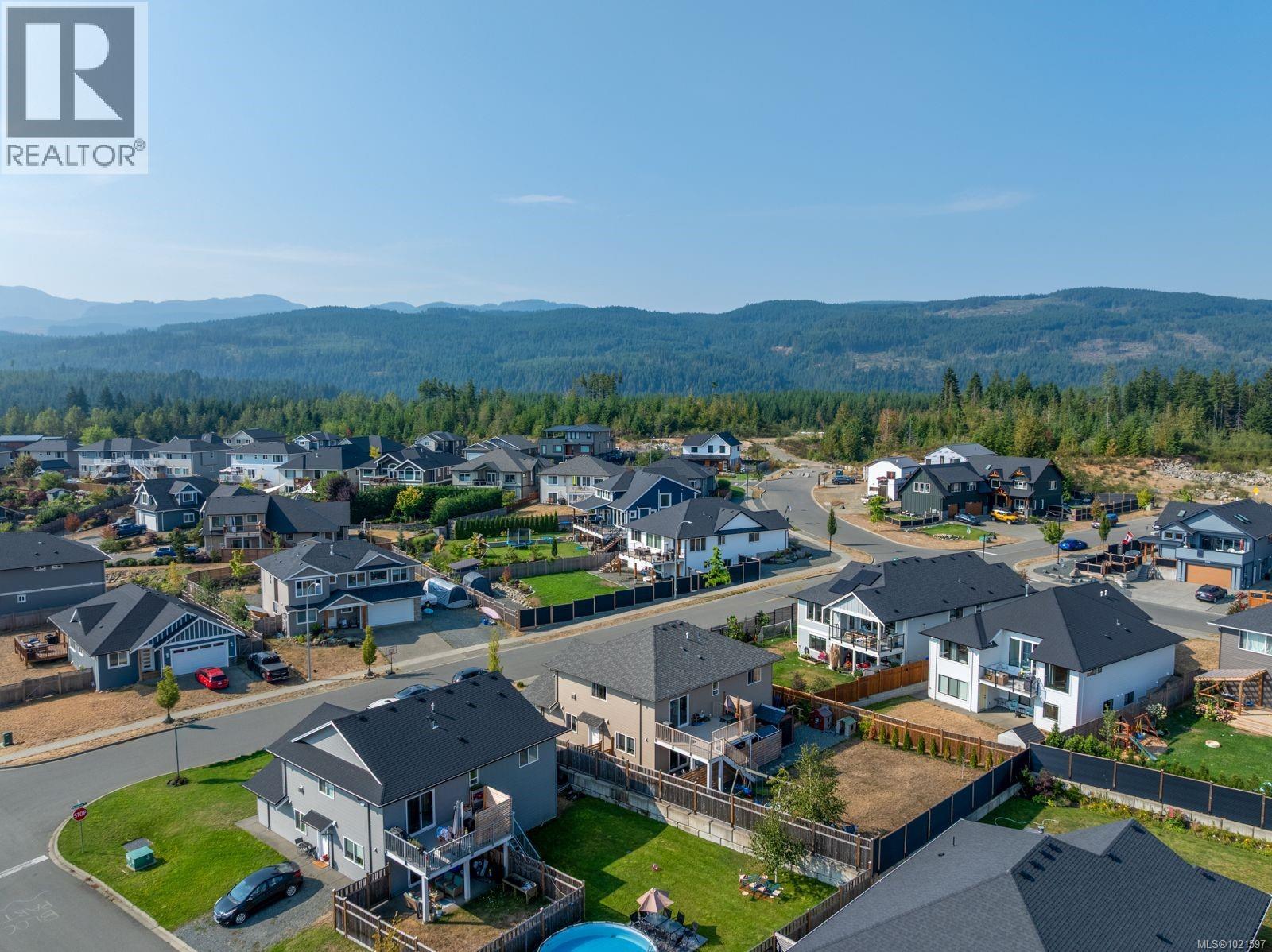 2514 Beaumont Ave, Cumberland, British Columbia  V0R 1S0 - Photo 38 - 1021597