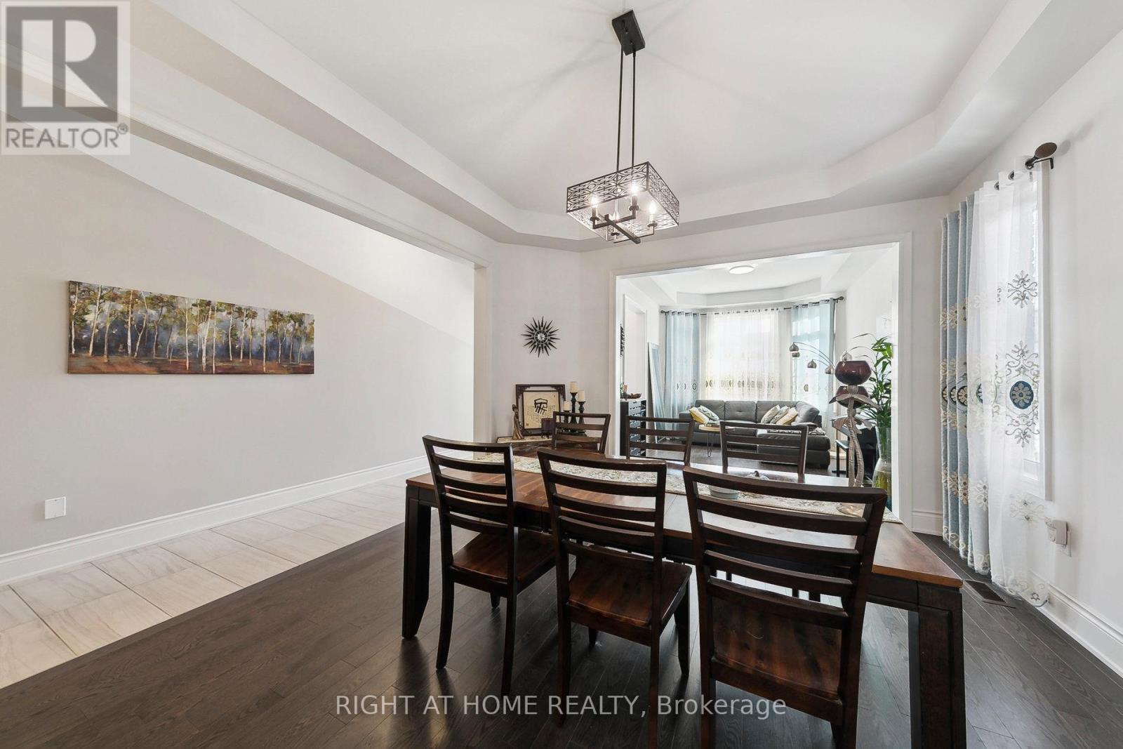 247 Humphrey Street, Hamilton, Ontario  L8B 1X4 - Photo 8 - X12537258