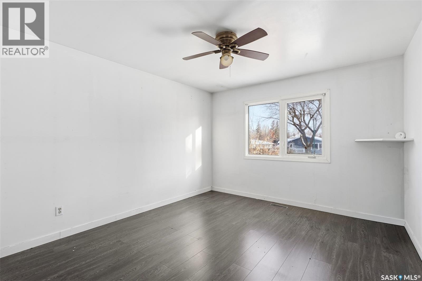 2410 Melrose Avenue, Saskatoon, Saskatchewan  S7J 0V5 - Photo 9 - SK025129