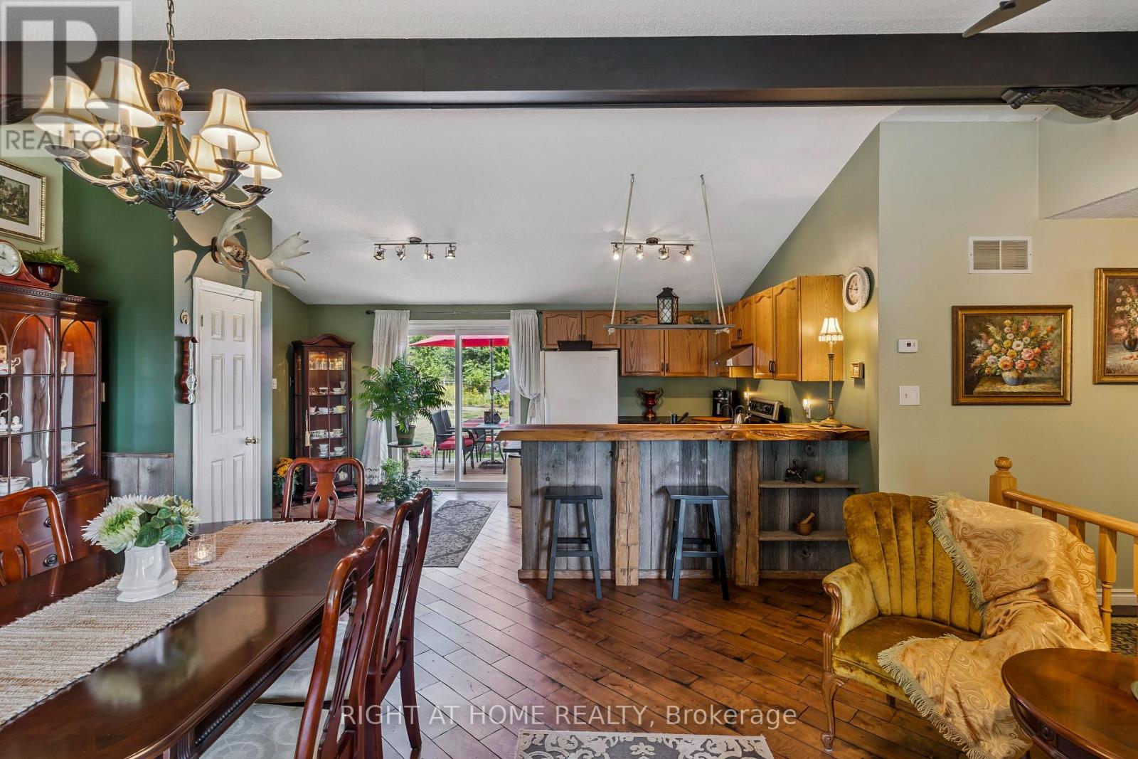 6216 Sunnidale Tosorontio Townline, Clearview, Ontario  L0M 1K0 - Photo 6 - S12348707