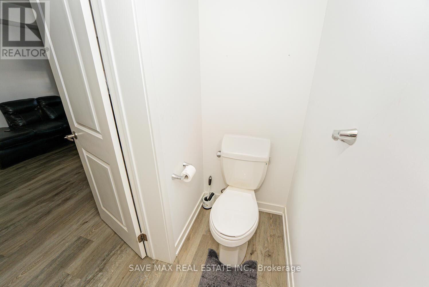 16 - 205 West Oak Trail, Kitchener, Ontario  N2R 0R9 - Photo 16 - X12608624