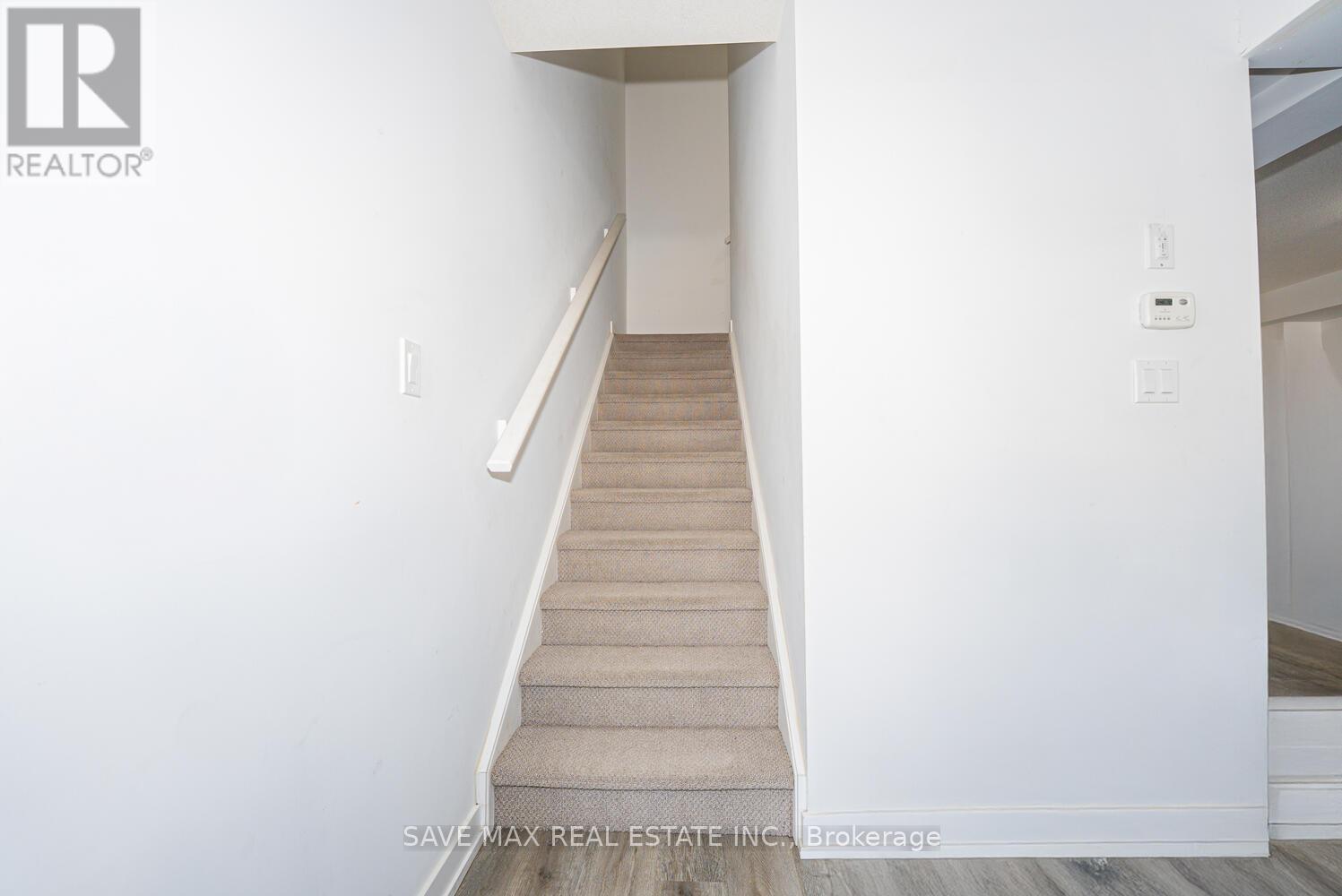 16 - 205 West Oak Trail, Kitchener, Ontario  N2R 0R9 - Photo 18 - X12608624