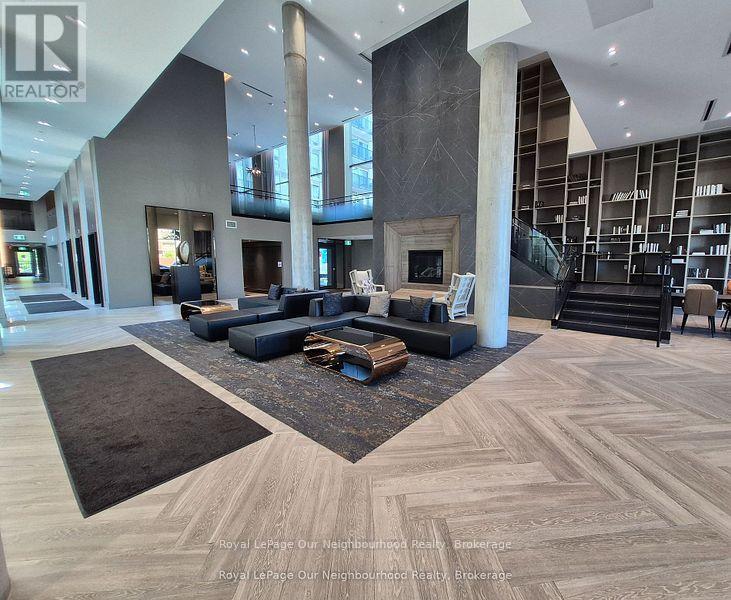 231 - 2450 Old Bronte Road, Oakville, Ontario  L5M 5P6 - Photo 3 - W12608638