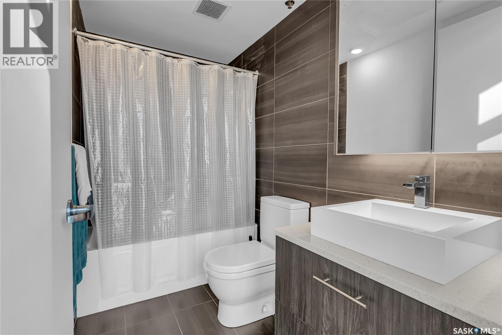 205 490 2nd Avenue S, Saskatoon, Saskatchewan   - Photo 14 - SK024213