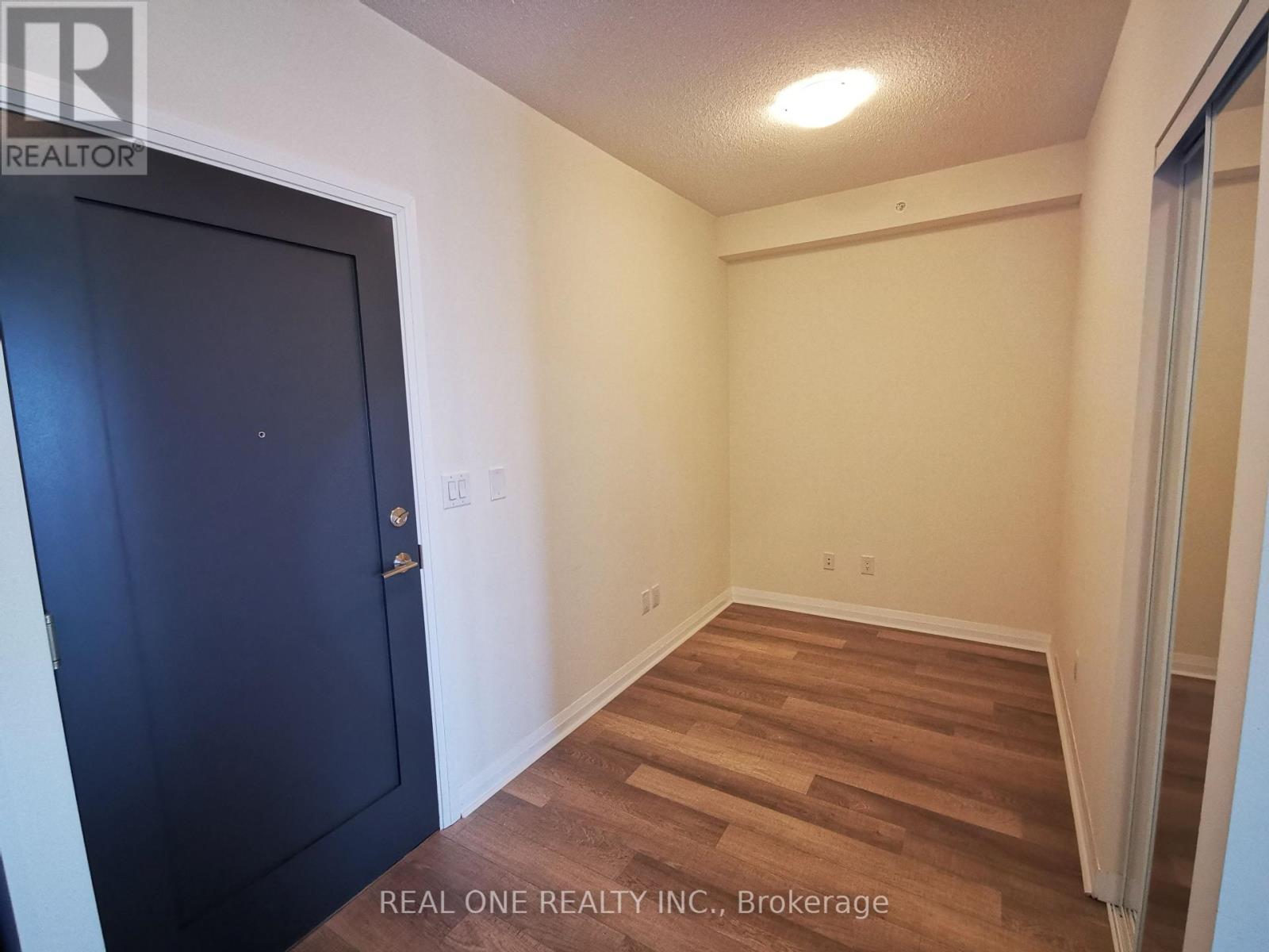 1915 - 5033 Four Springs Avenue, Mississauga, Ontario  L5R 0G6 - Photo 9 - W12608634