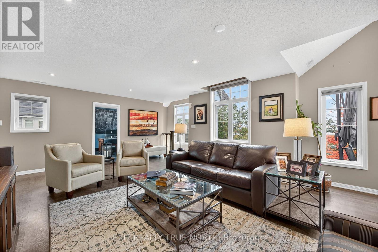 17 Mulligan Lane, Georgian Bay, Ontario  L0K 1S0 - Photo 4 - X12458038