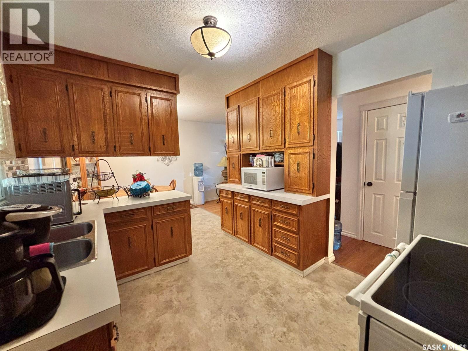 53 Bailey Drive, Yorkton, Saskatchewan  S3N 2J2 - Photo 5 - SK011615