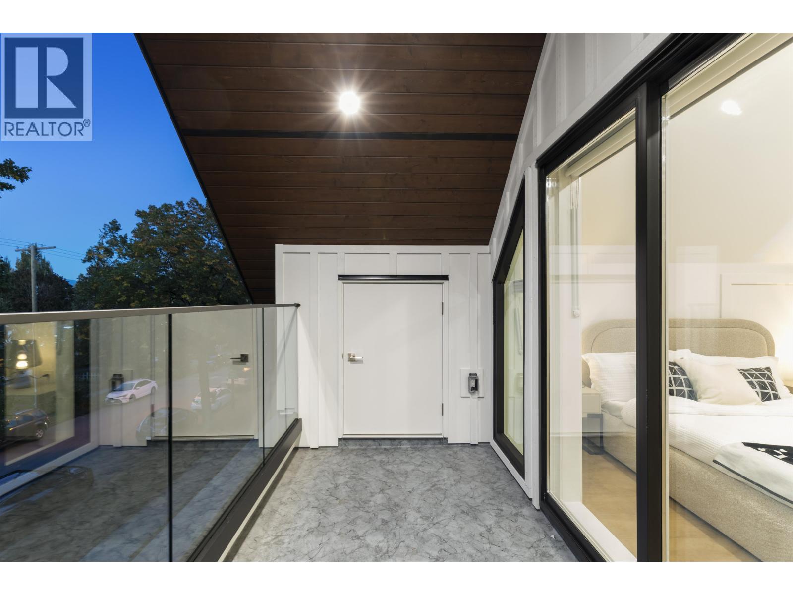 1 3563 E 25th Avenue, Vancouver, British Columbia  V5R 1K3 - Photo 14 - R3067357