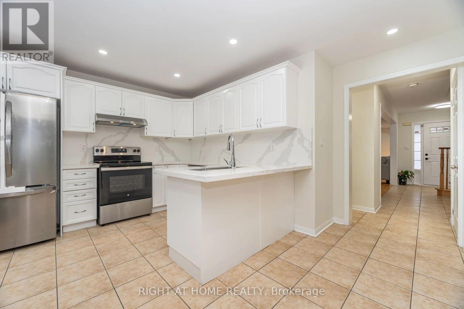 1089 Hepburn Road, Milton, Ontario  L9T 6X6 - Photo 13 - W12552952