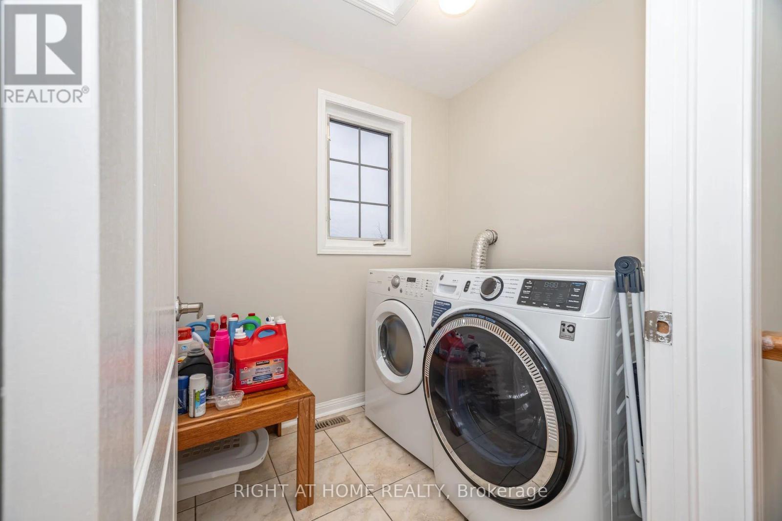 1089 Hepburn Road, Milton, Ontario  L9T 6X6 - Photo 36 - W12552952