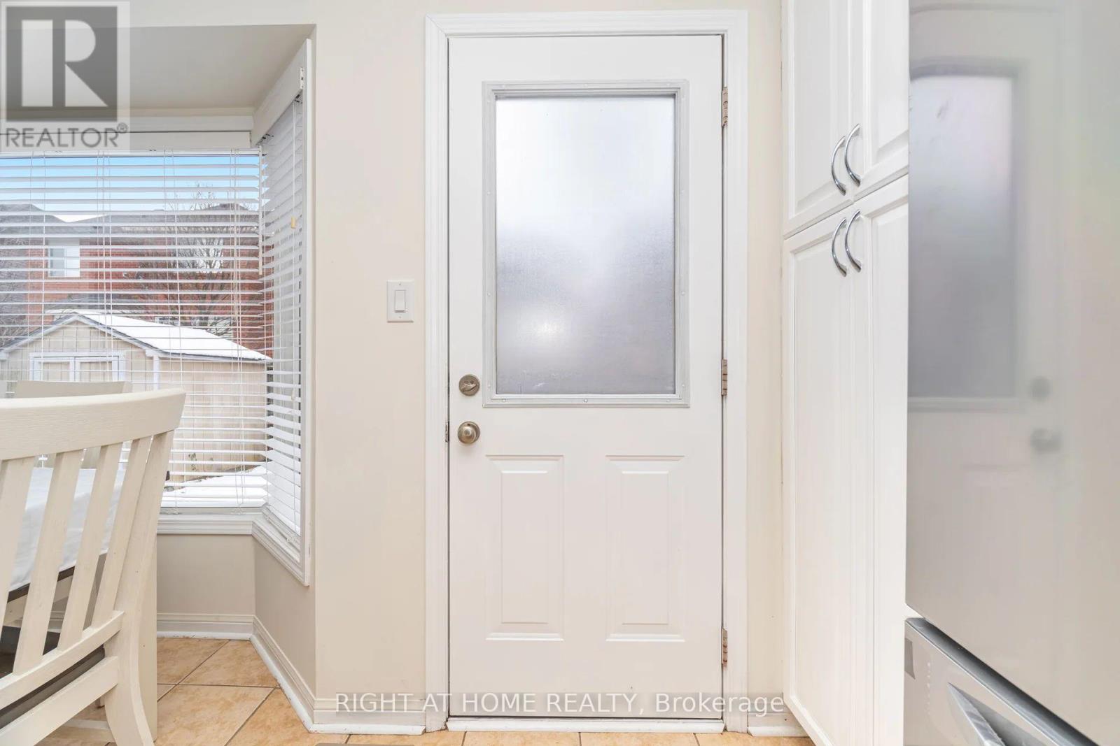 1089 Hepburn Road, Milton, Ontario  L9T 6X6 - Photo 48 - W12552952