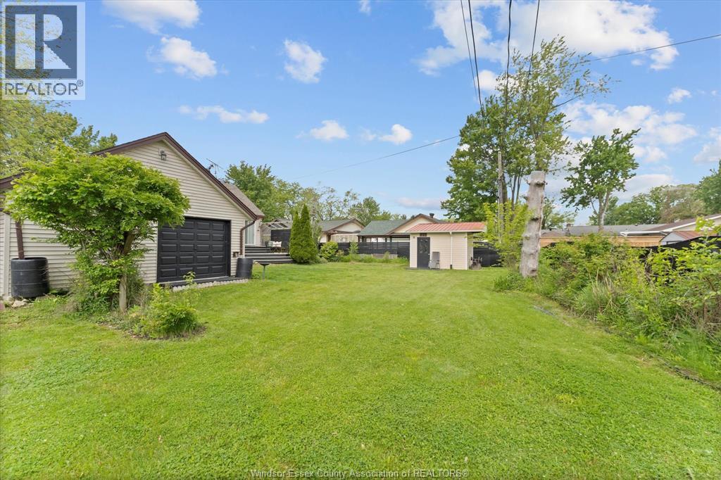297 Talbot South, Essex, Ontario N8M 1C2 - Photo 32 - 25026510