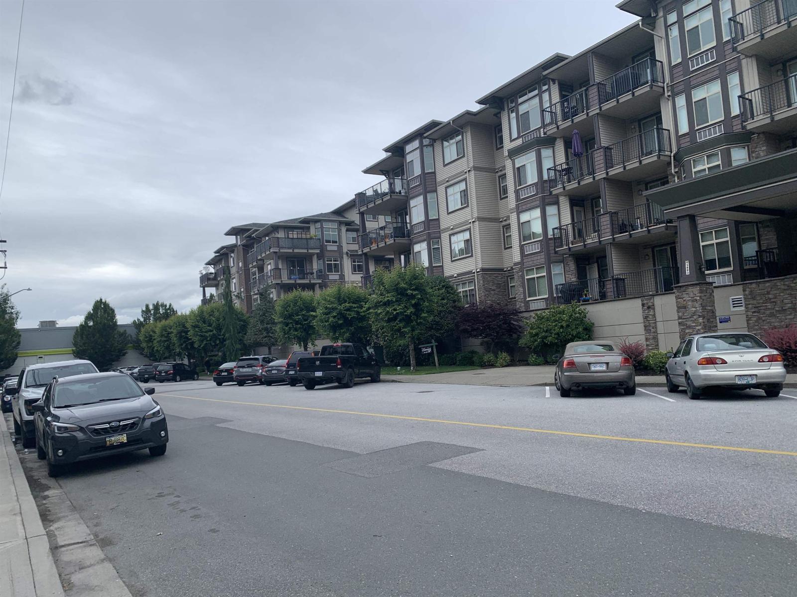 407 45893 Chesterfield Avenue, Chilliwack Downtown, Chilliwack, British Columbia  V2P 1M5 - Photo 2 - R3022047