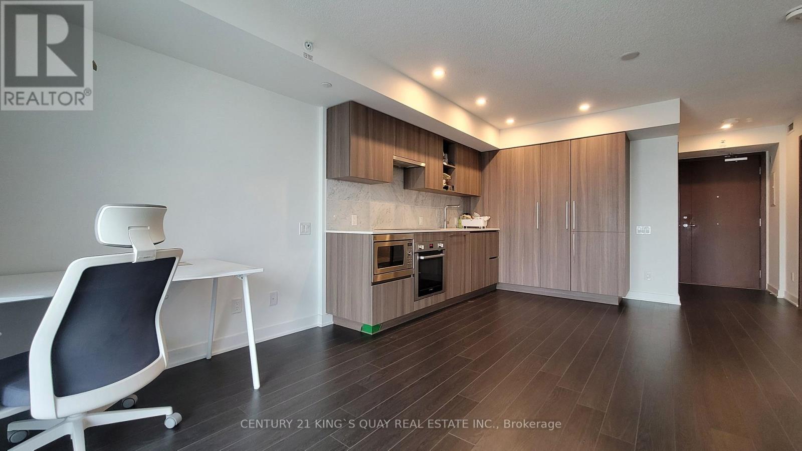 1009 - 19 Bathurst Street, Toronto, Ontario  M5V 0N2 - Photo 8 - C12608670