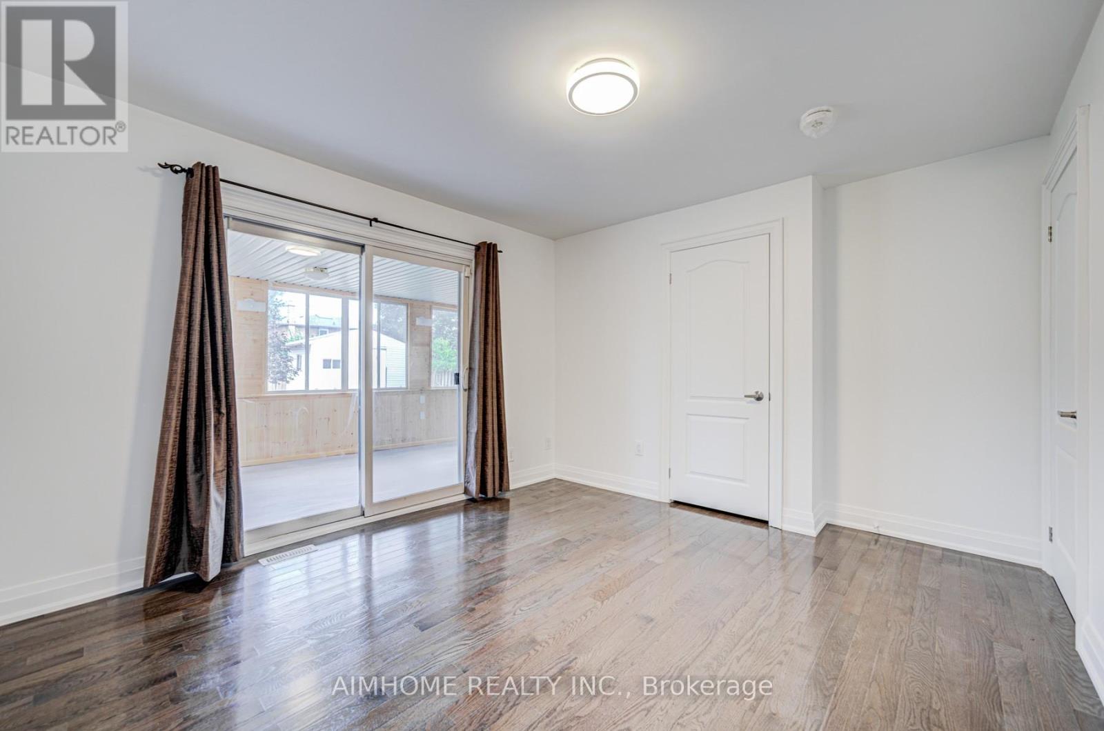 Lower - 2575 Benedet Drive N, Mississauga, Ontario  L5J 4H6 - Photo 19 - W12587504