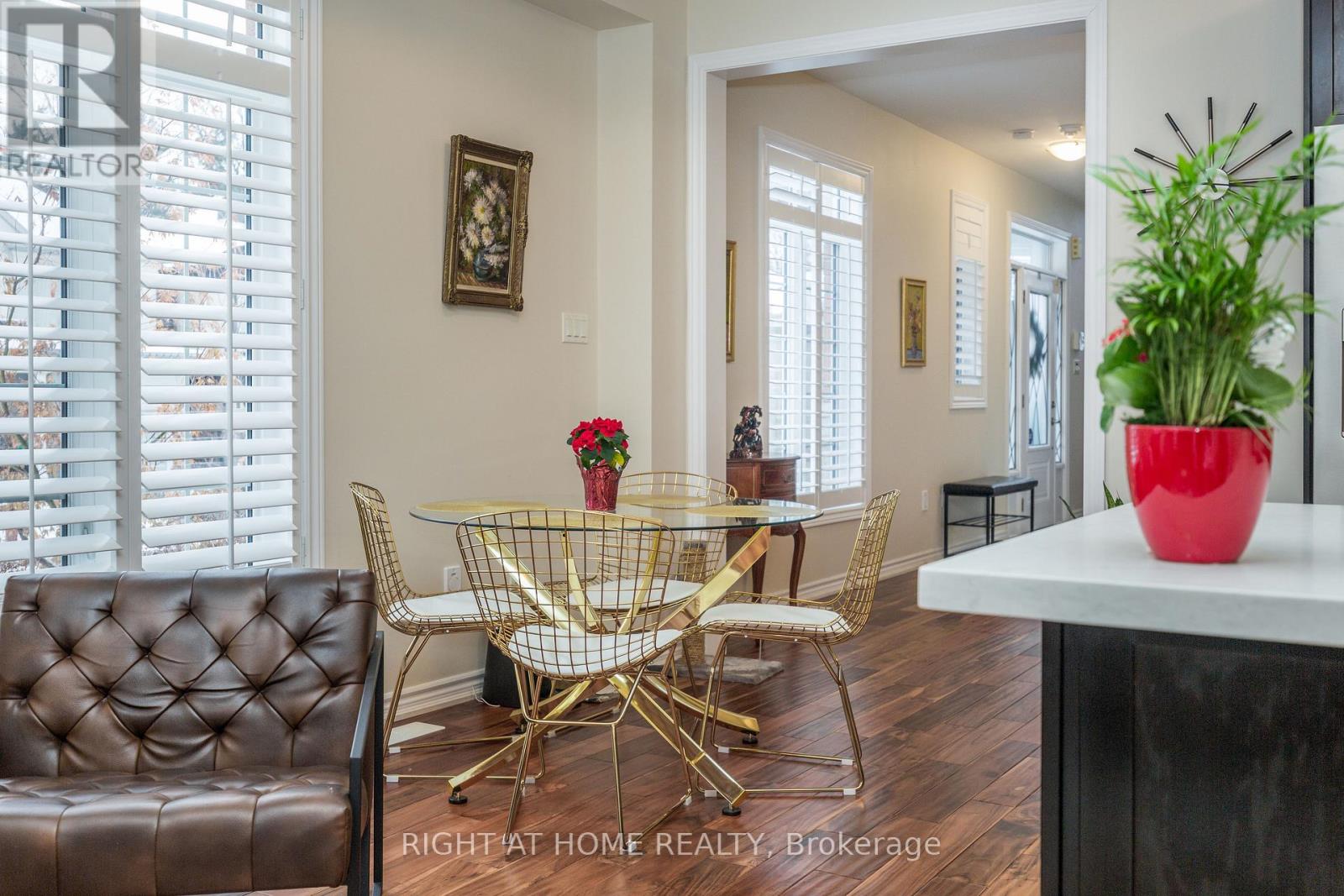 102 Upper Canada Court, Halton Hills, Ontario  L7G 0L2 - Photo 19 - W12608668