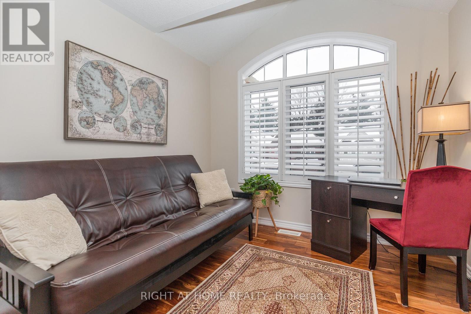 102 Upper Canada Court, Halton Hills, Ontario  L7G 0L2 - Photo 25 - W12608668