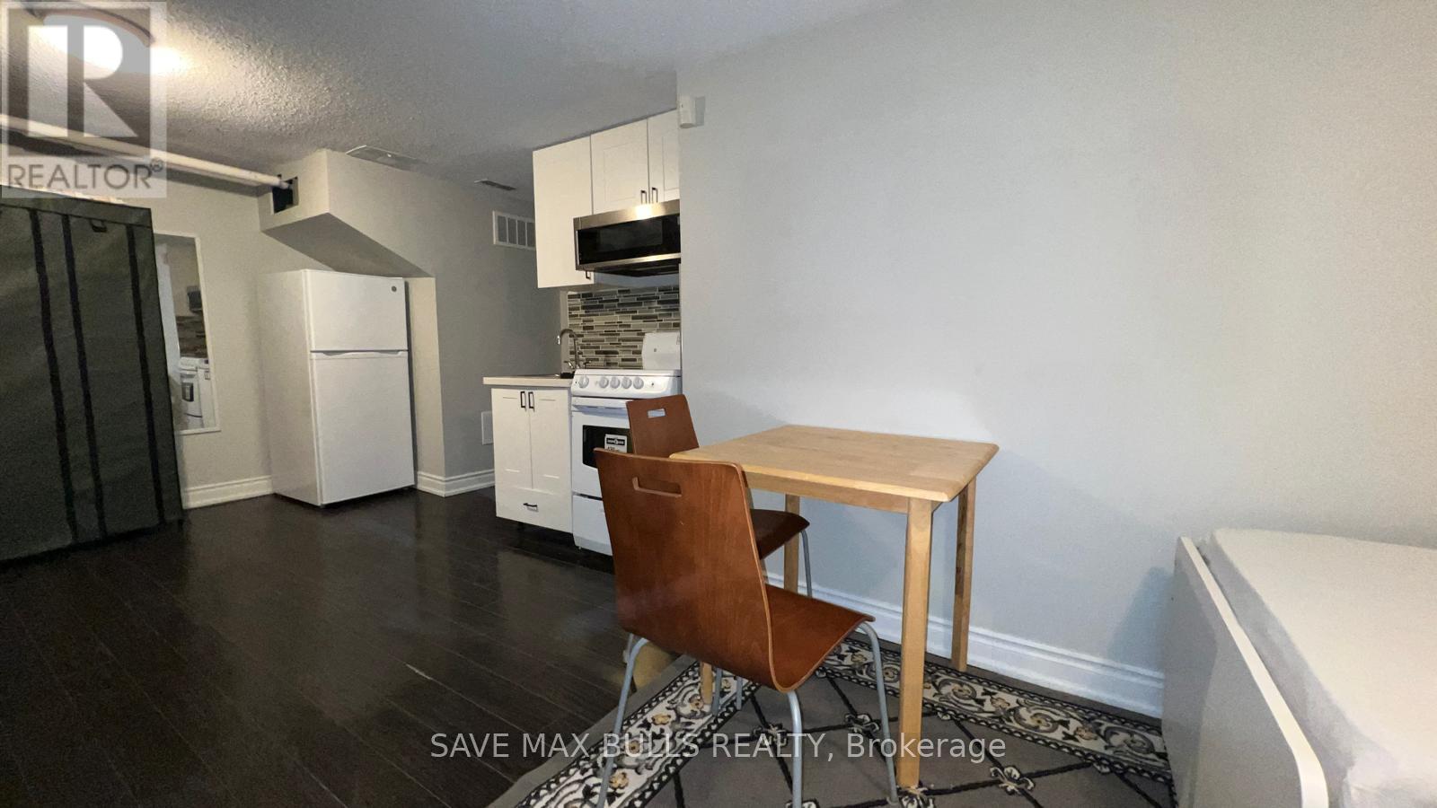 28 (Basement Studio) - 7030 Copenhagen Road, Mississauga, Ontario  L5N 2P3 - Photo 12 - W12608672