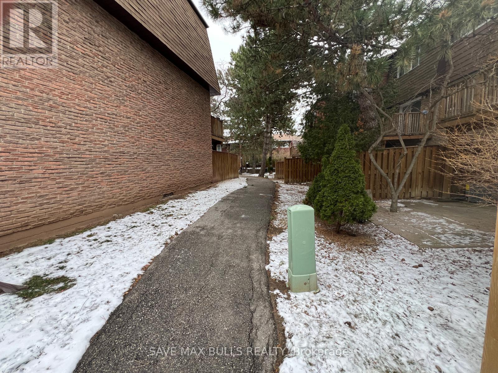 28 (Basement Studio) - 7030 Copenhagen Road, Mississauga, Ontario  L5N 2P3 - Photo 28 - W12608672