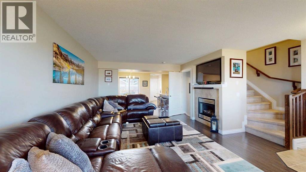 217 Callen Drive, Fort Mcmurray, Alberta T9K 0X7 - Photo 4 - A2271104