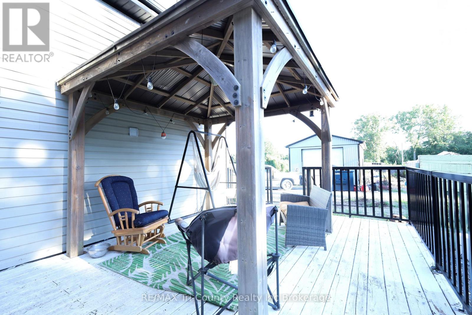 853 Norfolk County 28 Road, Norfolk, Ontario  N0E 1G0 - Photo 31 - X12575076