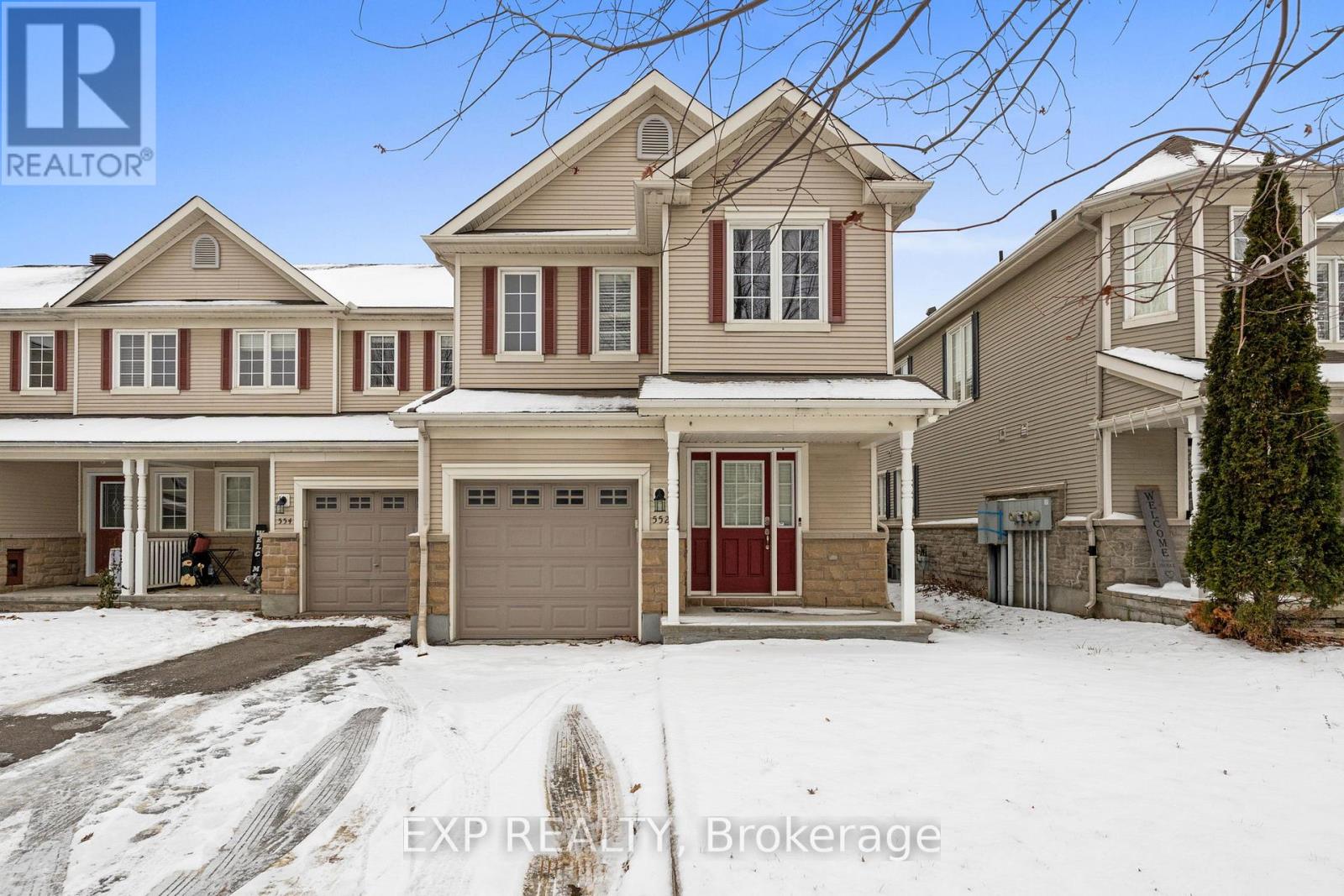 552 ASHBOURNE CRESCENT, Ottawa, Ontario