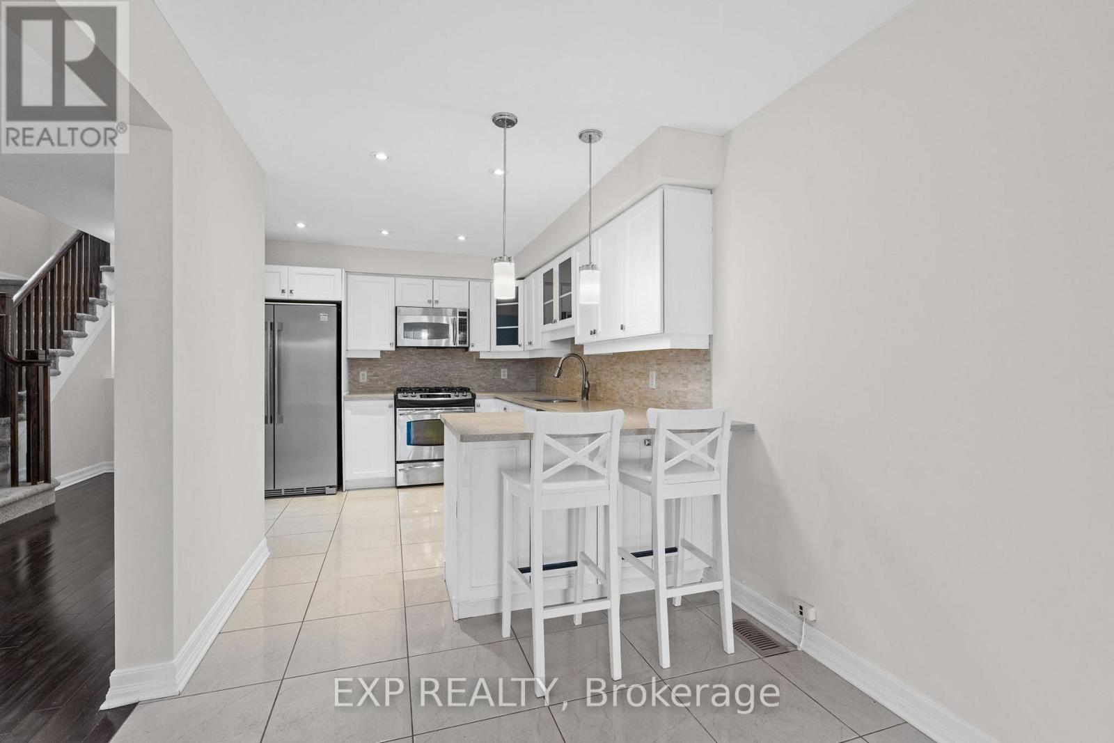 552 Ashbourne Crescent, Ottawa, Ontario  K2J 0P6 - Photo 12 - X12608686