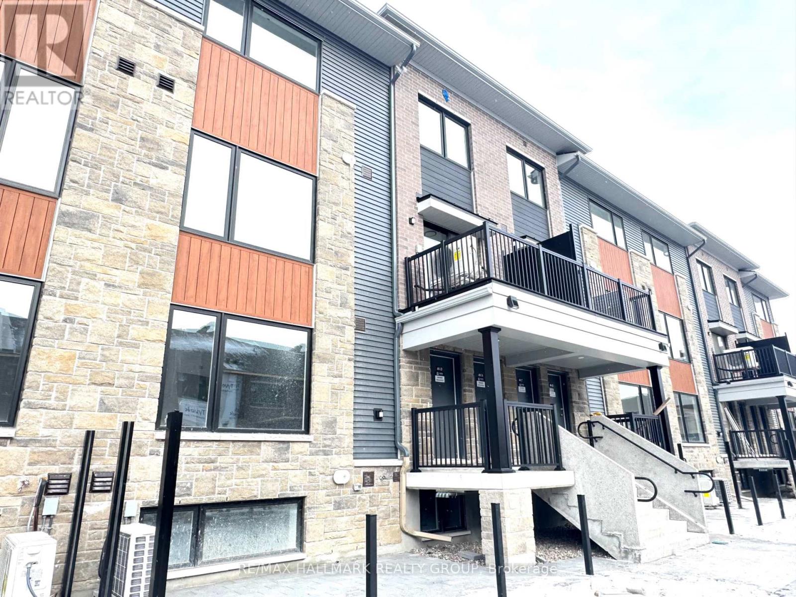 26 - 401 GLENROY GILBERT DRIVE, Ottawa, Ontario