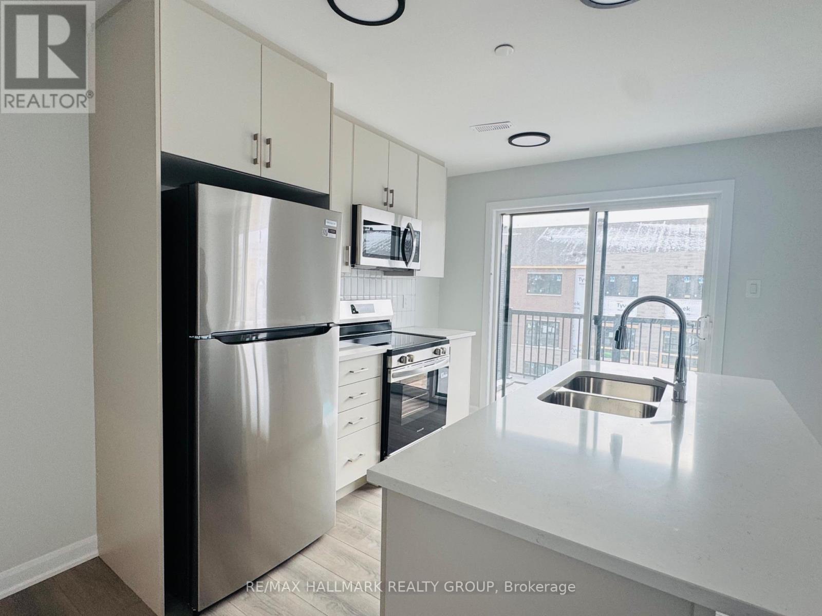 26 - 401 Glenroy Gilbert Drive, Ottawa, Ontario  K2J 7N8 - Photo 11 - X12608694