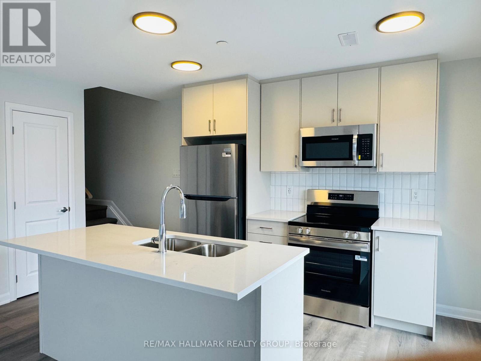 26 - 401 Glenroy Gilbert Drive, Ottawa, Ontario  K2J 7N8 - Photo 17 - X12608694