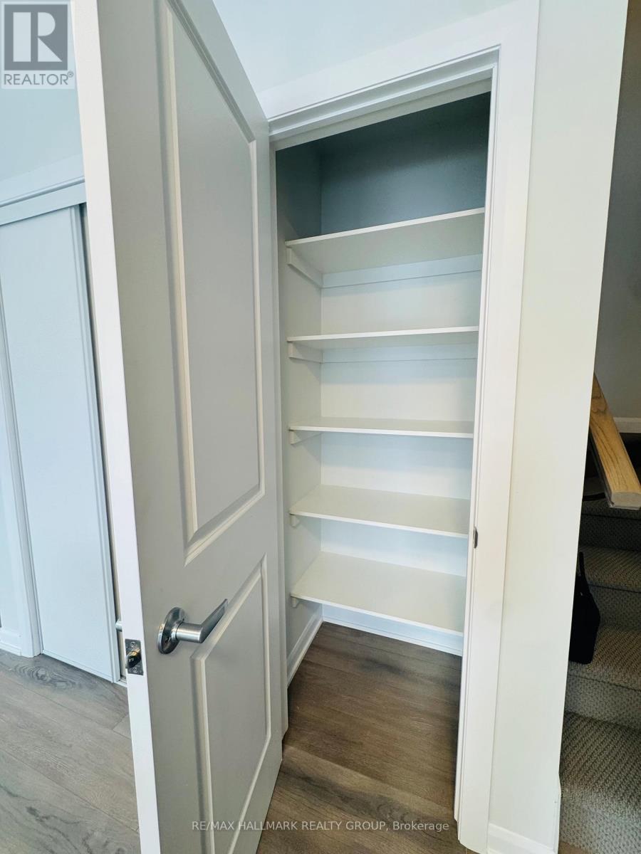 26 - 401 Glenroy Gilbert Drive, Ottawa, Ontario  K2J 7N8 - Photo 21 - X12608694