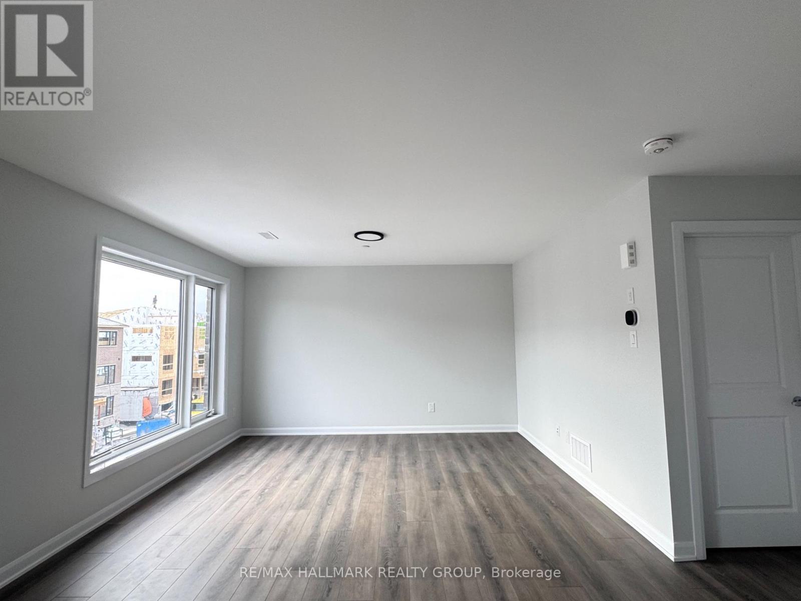 26 - 401 Glenroy Gilbert Drive, Ottawa, Ontario  K2J 7N8 - Photo 5 - X12608694