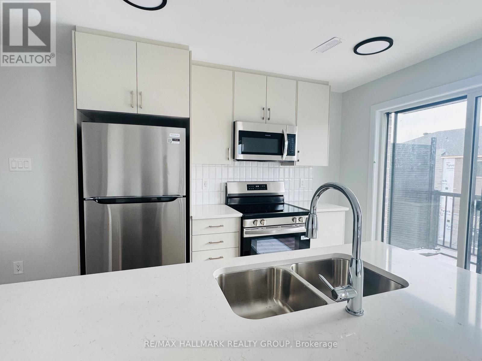 26 - 401 Glenroy Gilbert Drive, Ottawa, Ontario  K2J 7N8 - Photo 7 - X12608694