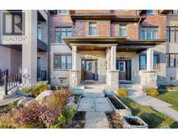 10 PERCY RYE AVENUE, Markham, Ontario